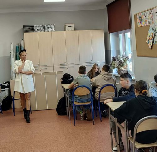 Program profilaktyczny „Unplugged” w szkołach gminnych